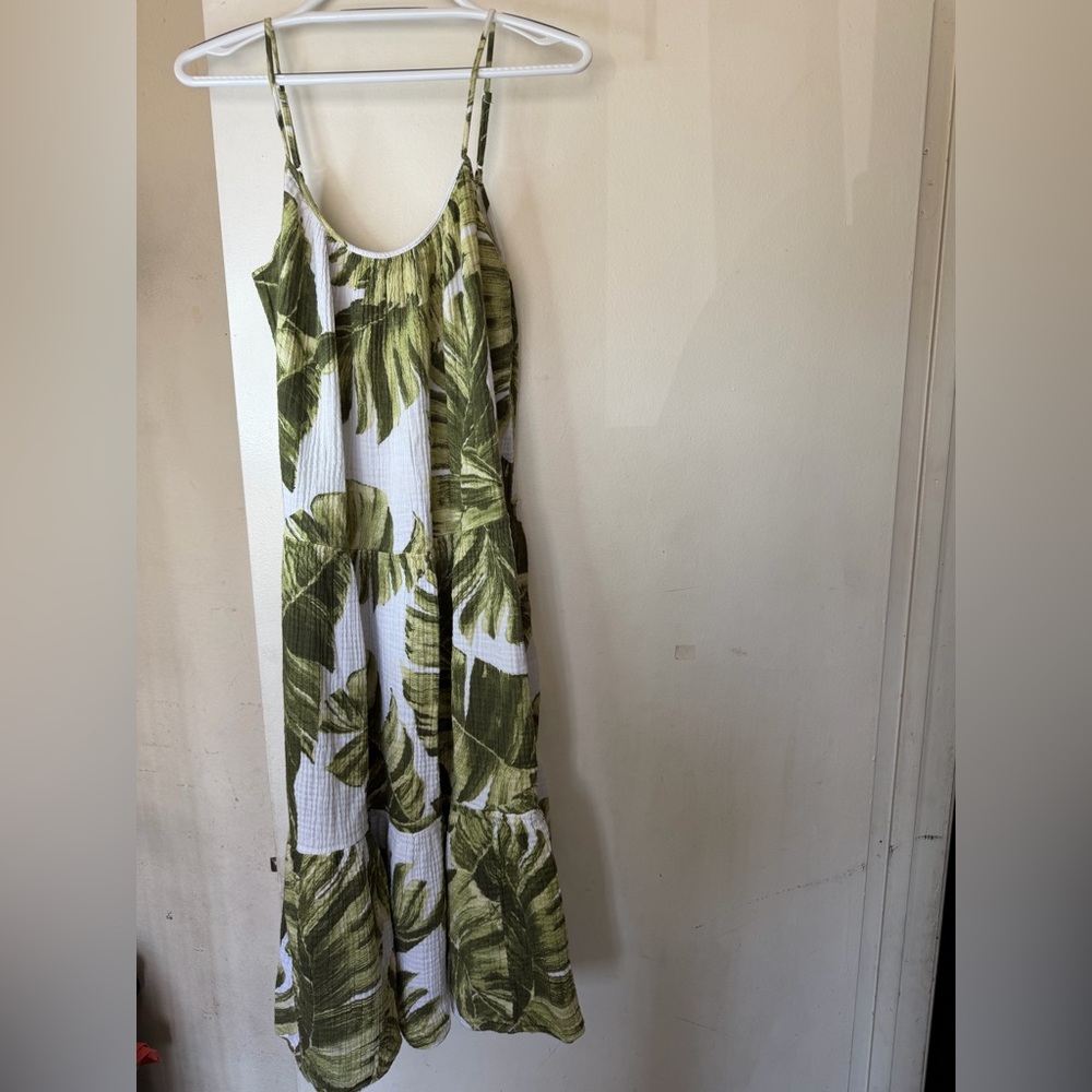 H&M Tropical Leaf Print Midi Dress 🌿 Green & White Size M - Picture 3 of 16